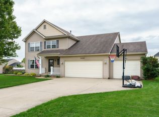 5251 Stapleton Dr, Kalamazoo, MI 49009