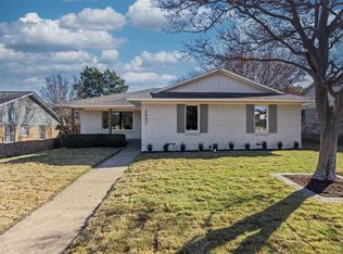2652 Lanecrest Dr, Dallas, TX 75228