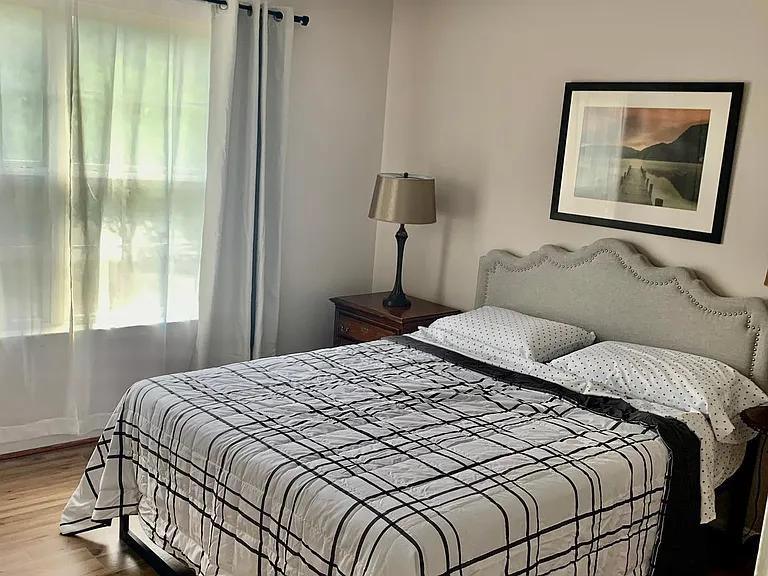 2104 Sayan Ct — Photo 9