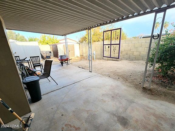 3rd image of 1541 W BETTY ELYSE Lane