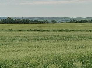 2 Spaniel Rd, Mandan, ND 58554