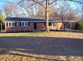 219 Kenneth Dr, Boiling Springs, SC 29316