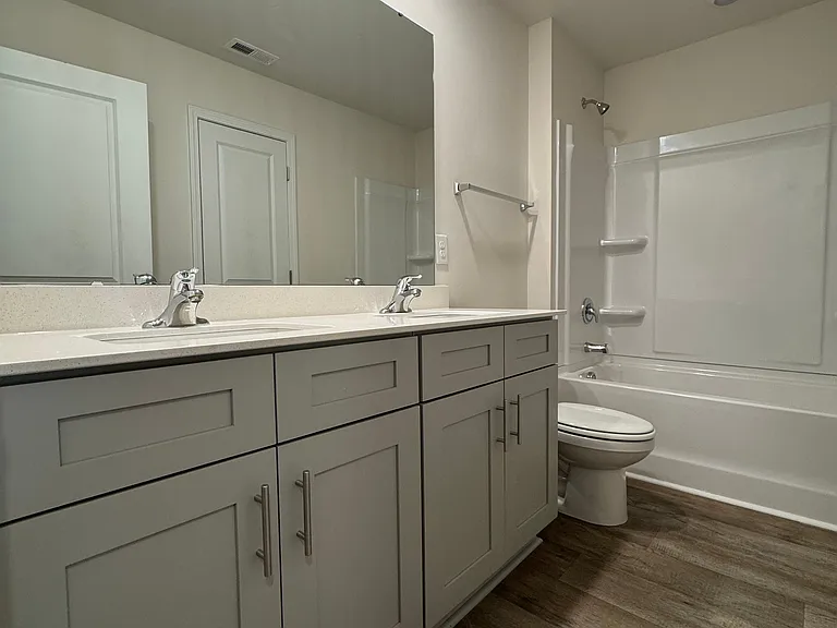 1310 Broholmer Ln — Photo 35