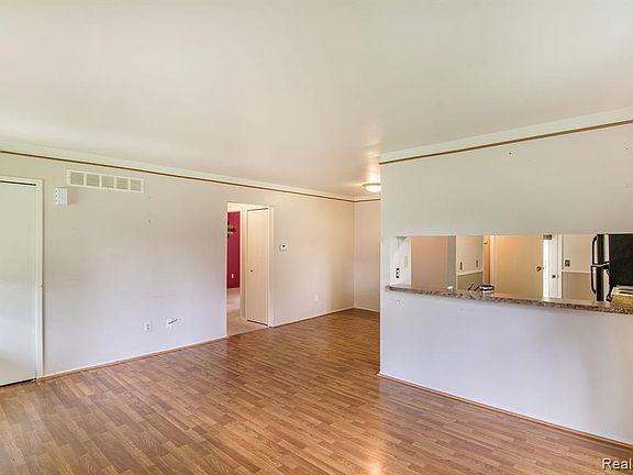 3rd image of 1110 Leisure Dr