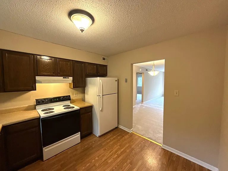 2800 Heathstead Pl #K — Photo 9
