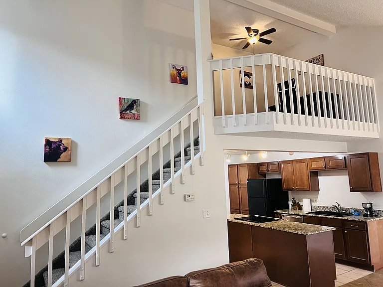 754 Crown Point Dr — Photo 9