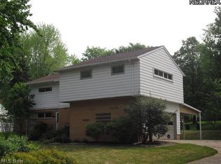 3139 Harriet Rd, Stow, OH 44224