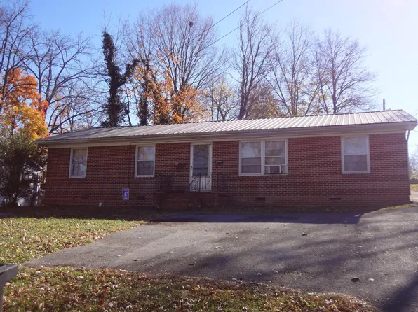 517 E 1st St APT B, Cookeville, TN 38501