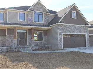 7429 S 66th St, Lincoln, NE 68516