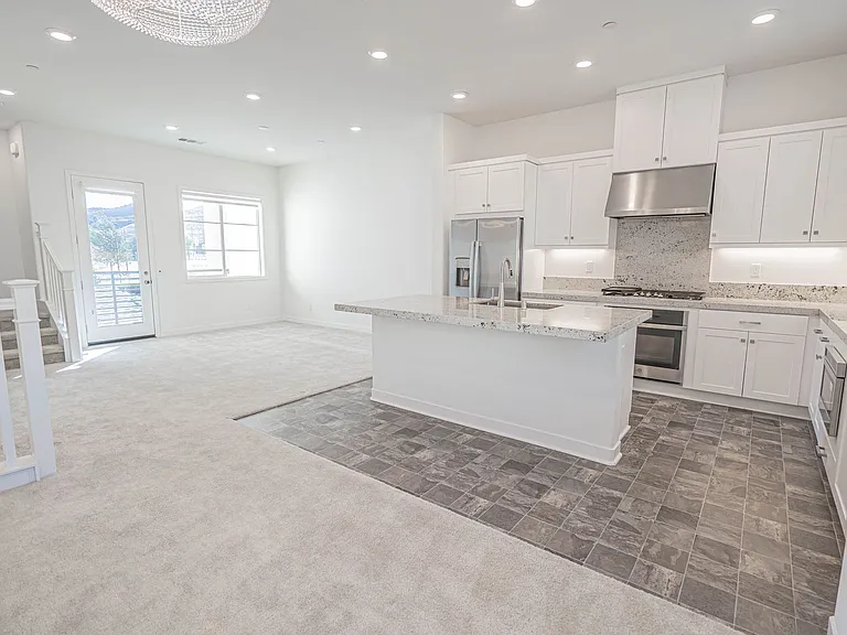 27062 W Painted Sky Way — Photo 6