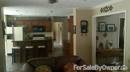3rd image of 124 Avalon Dr