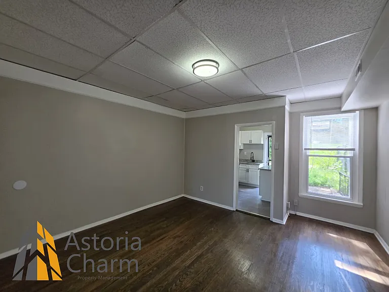 1418 N Dukeland St — Photo 6