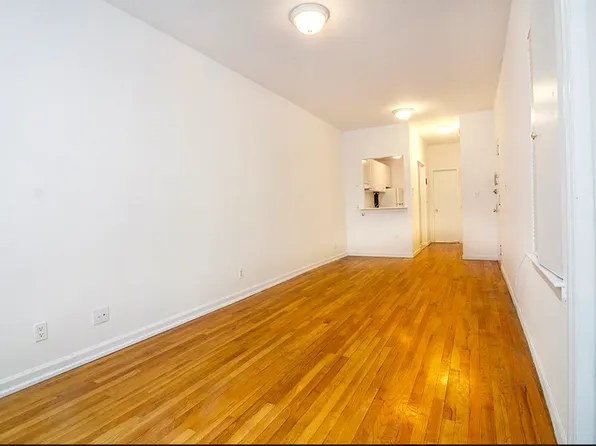 189 East 93rd Street 1B image 1 of 4