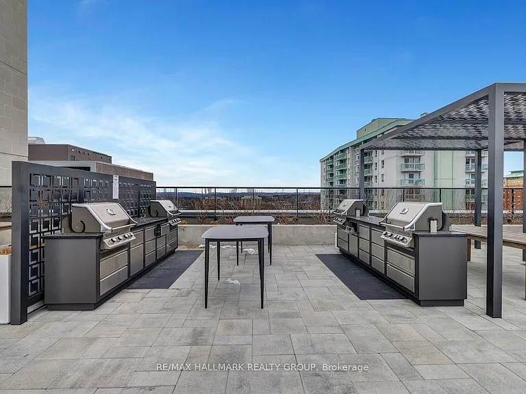 560 Rideau St #514 — Photo 13