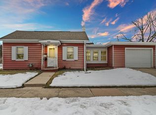 2026 Summit Ave, Racine, WI 53404