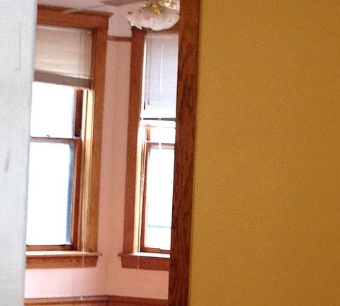 5th image of 1315 W Melrose St #3F