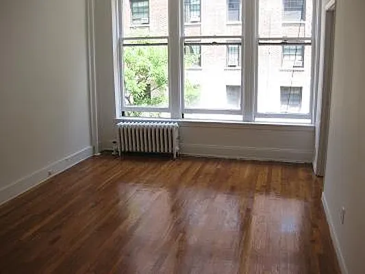 Rented by Joe Gotham LTD | media 14