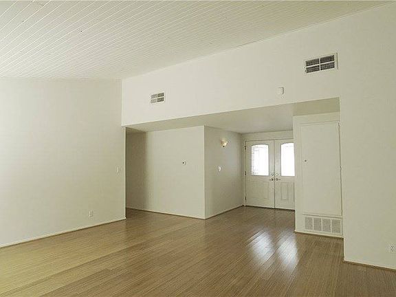 5th image of 20547 Miranda Pl