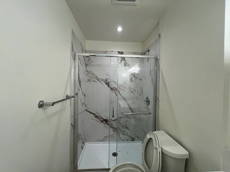 2511 Prince St #9 — Photo 22