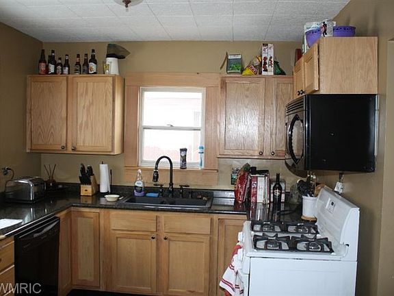 4th image of 123 35th St SE
