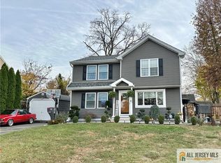 15 Halstead Rd, New Brunswick, NJ 08901