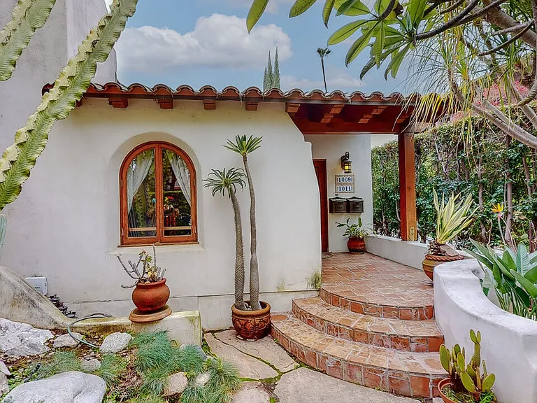 1011 N La Jolla Ave — Photo 19