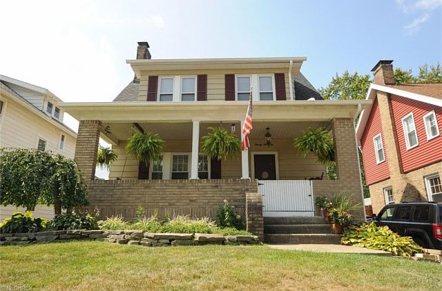 1st image of 2510 Whitelaw St