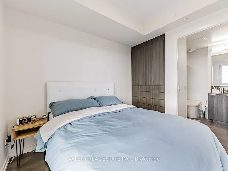 1000 Portage Pkwy #2305 — Photo 21