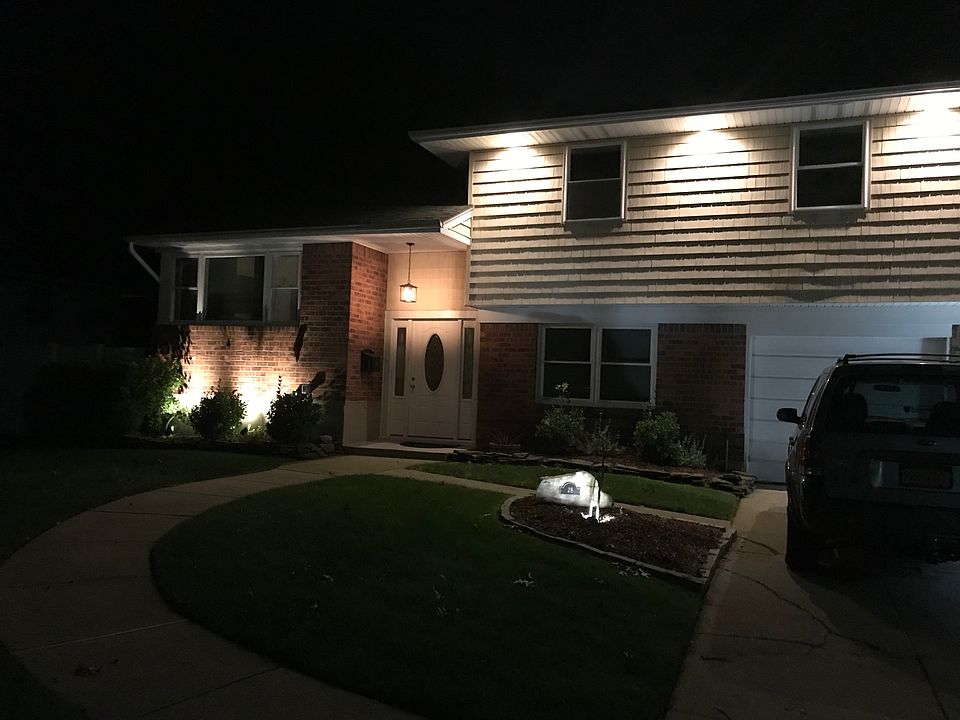 1st image of 28 Marilynn St