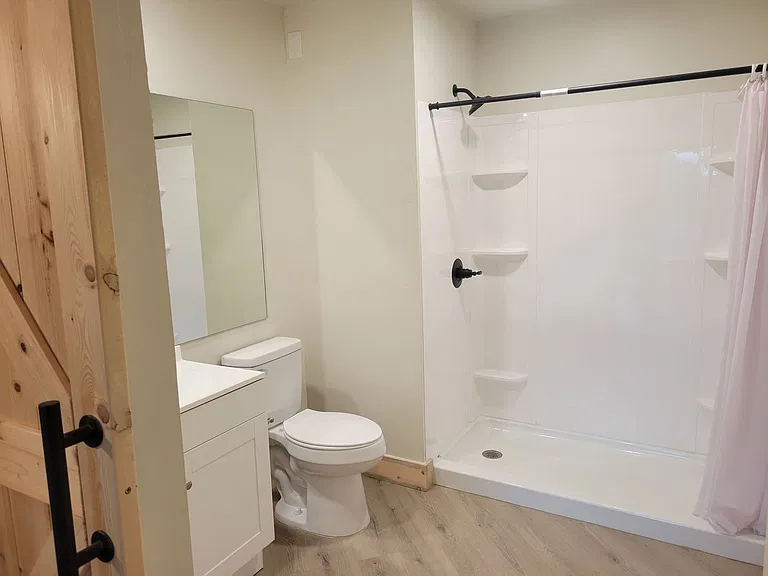 Storm Peak Apartments — Photo 46