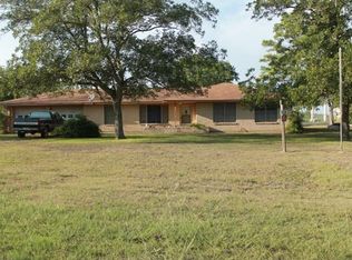 2278 Old Highway 20, Mc Dade, TX 78650