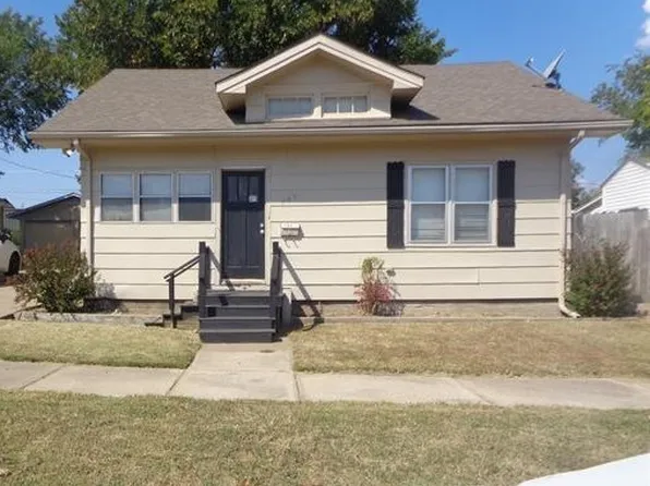 207 NW Cheyenne Ave, Bartlesville, OK 74003