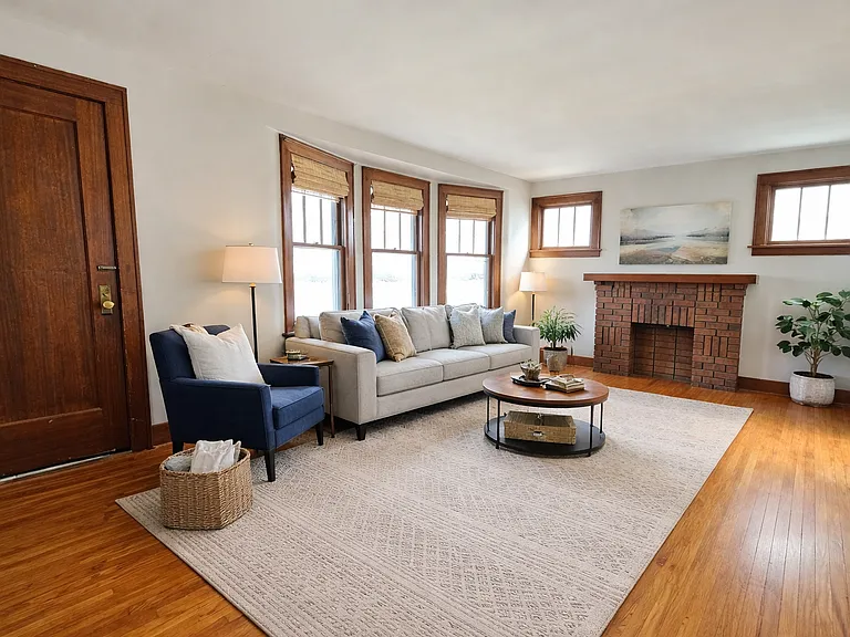 175 Hamilton Dr #1 — Photo 2