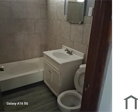 2 bed, 750 sqft, $1,250 — Photo 2