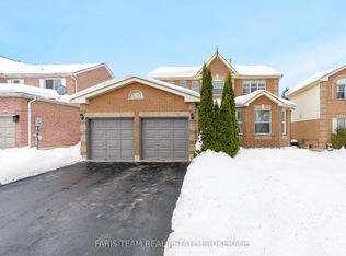 230 Mary Anne Dr, Barrie, ON L4N7R2