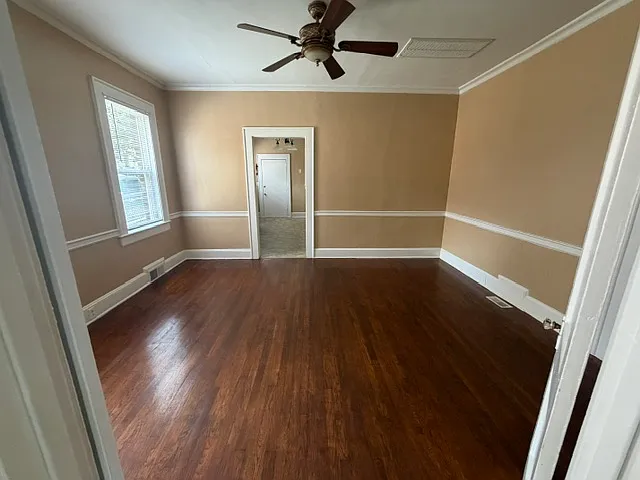 525 N Daughtry St — Photo 5