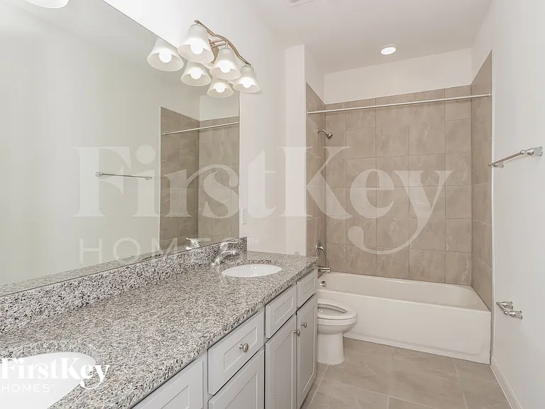 430 Reina Way — Photo 14