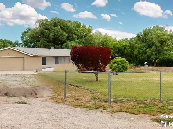 57 County Rd #766, Velarde, NM 87582