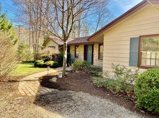 102 Corson Pl, Ithaca, NY 14850