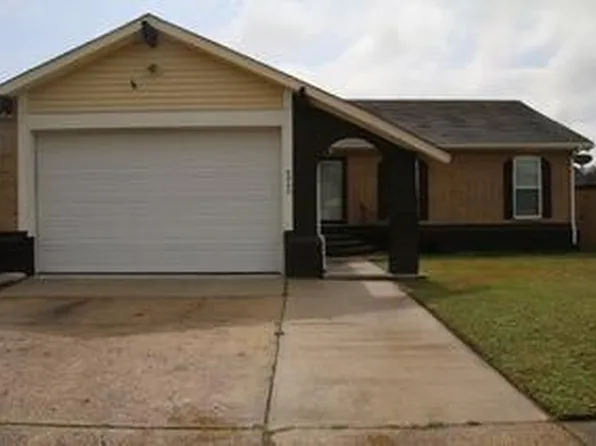 4045 N Indigo Dr, Harvey, LA 70058