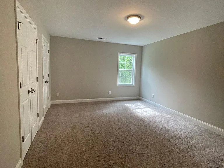1000 Onsville Dr — Photo 24