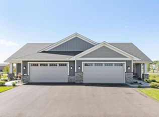 11103 6th Street Cir N, Lake Elmo, MN 55042