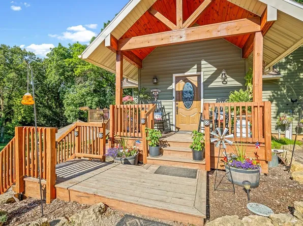 W7911 Territorial Rd, Delavan, WI 53115