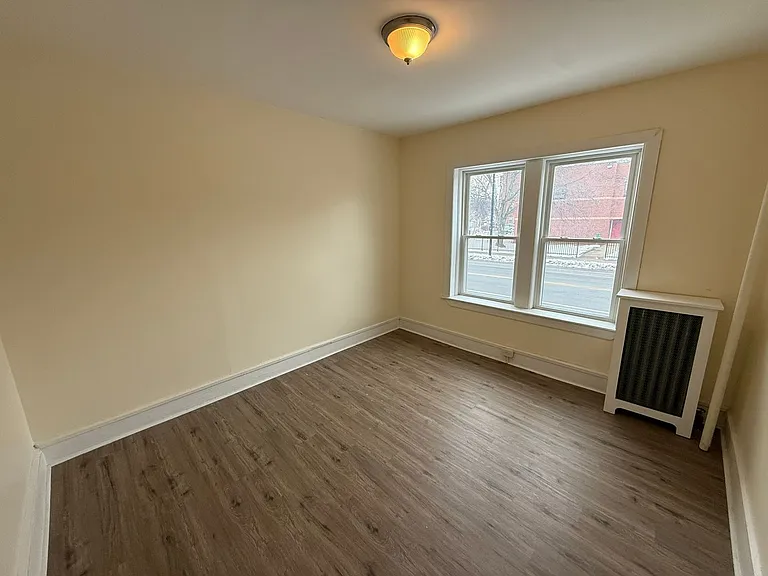 2718 Main Street — Photo 5