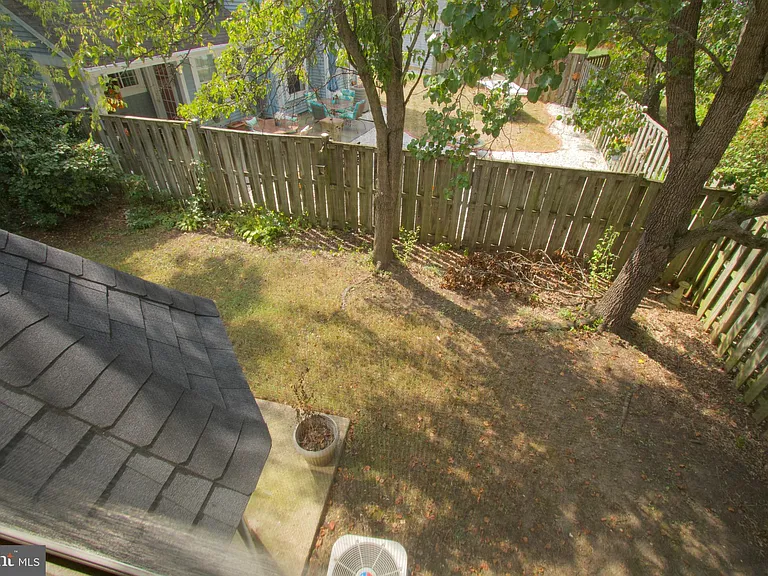 13920 Lord Fairfax Pl — Photo 24
