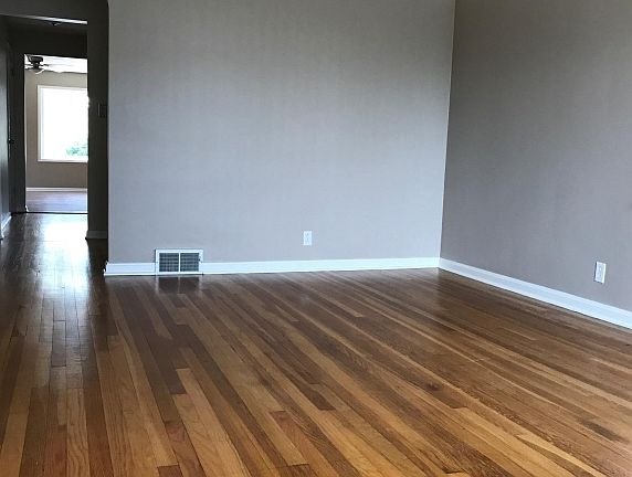4th image of 7901 Manorford Dr