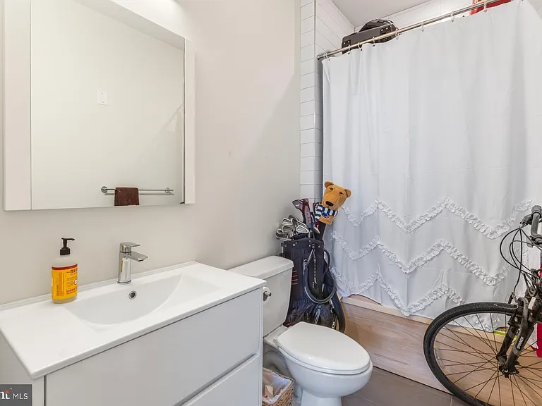 362 Monastery Ave #1F — Photo 6