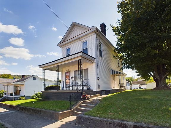 2nd image of 1921 2nd Street