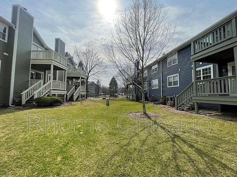 2 bed, 2.0 bath, $2,475 — Photo 3