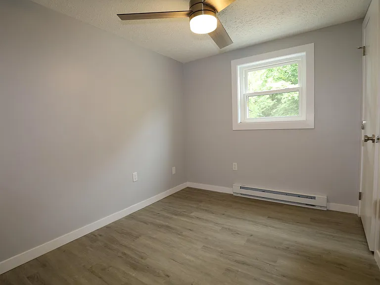 1232 E Henry Clay Ave — Photo 20